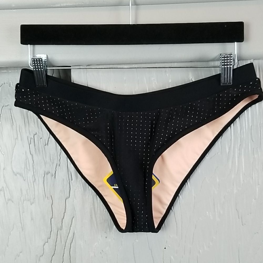 FABLETICS VALENTINA black cheeky bikini bo…